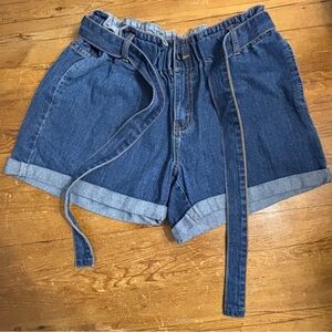 Casual Blue Jean Shorts with Belt